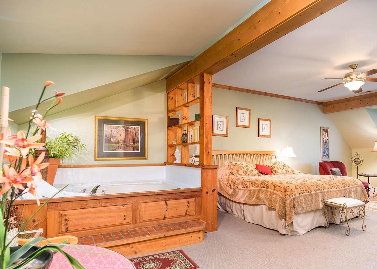 Highland Lake Inn & Resort - فلات روك المظهر الخارجي الصورة