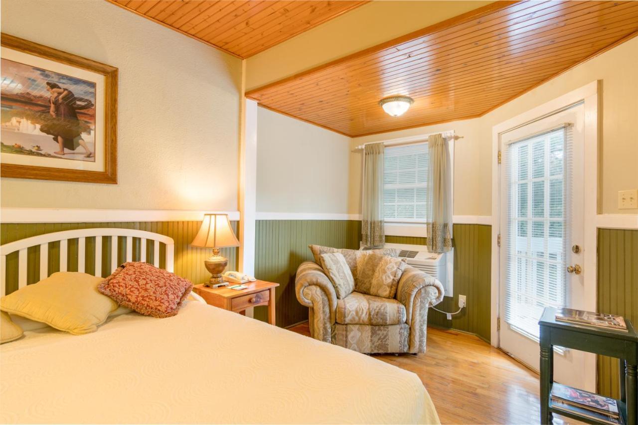 Highland Lake Inn & Resort - فلات روك المظهر الخارجي الصورة